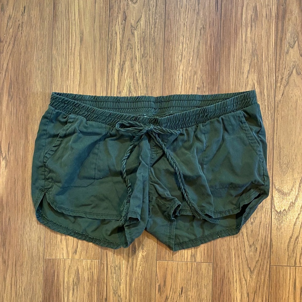 jessica simpson maternity shorts